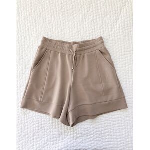 Varley DoubleSoft Shorts Women Medium High Rise Lounge Travel Beige
